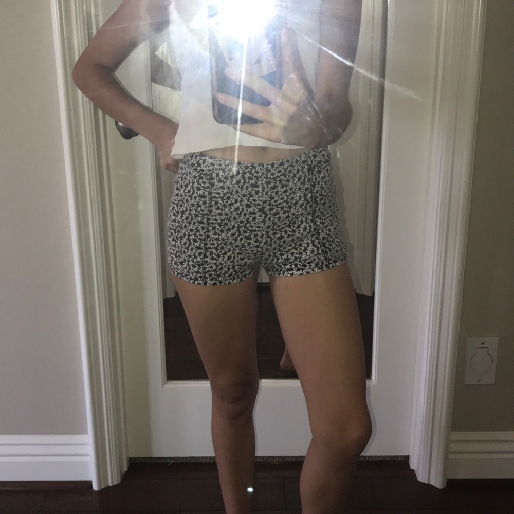 Bullhead denim co. Floral hot short